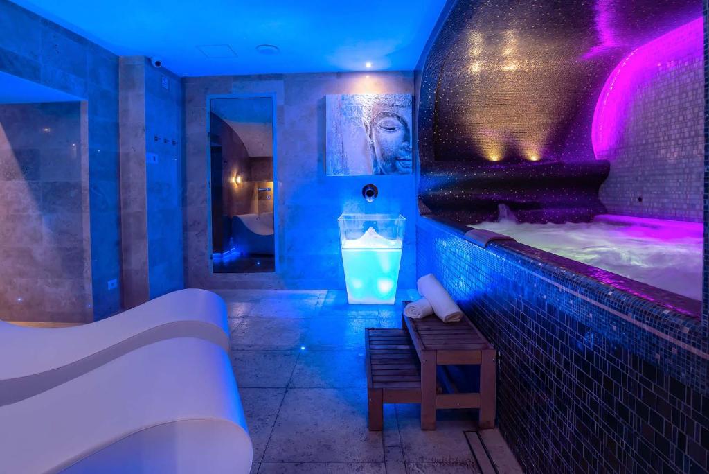 Hotel Accademia — Spa in Rome, Lazio