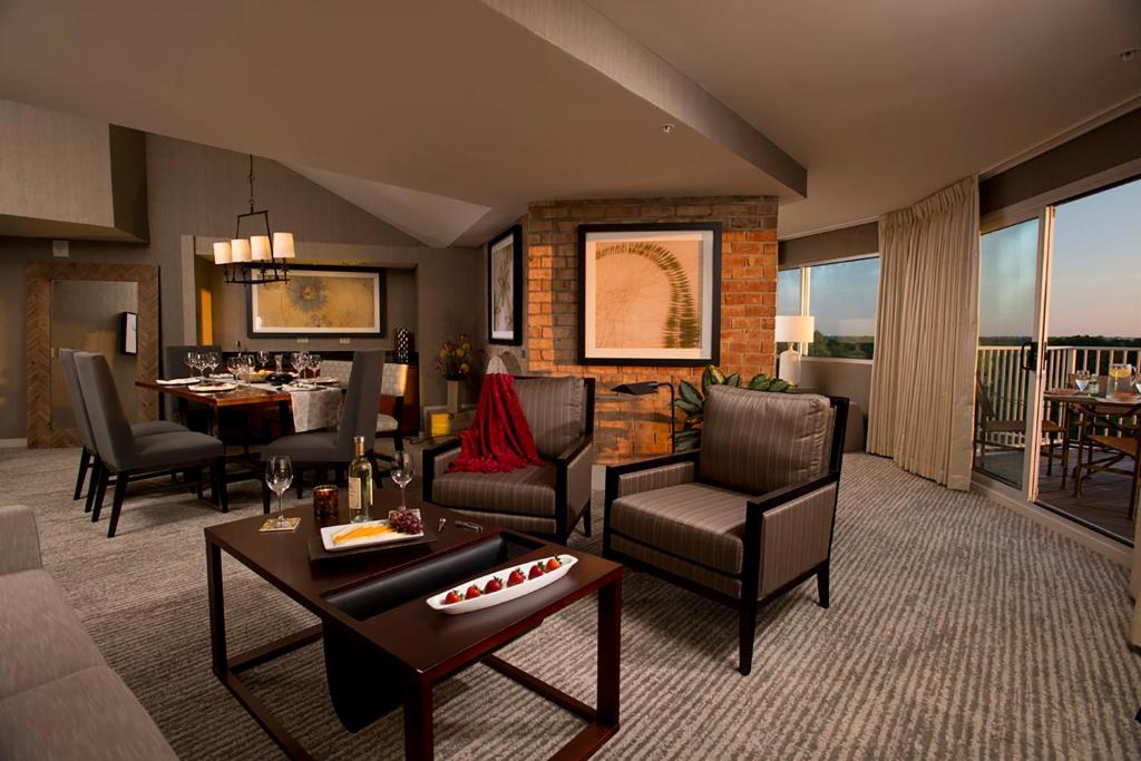 Eaglewood Resort & Spa Photo 7