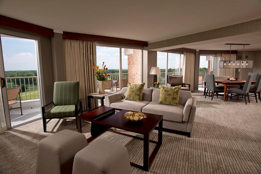 Eaglewood Resort & Spa Photo 8