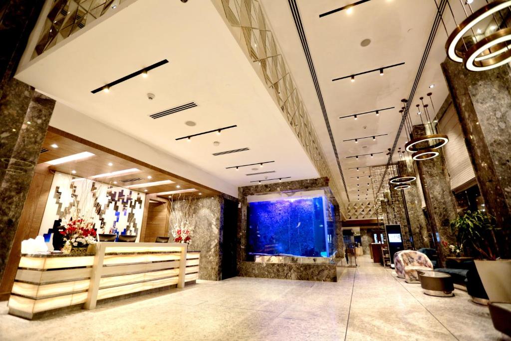 Lobby, Hotel Madin in Varanasi