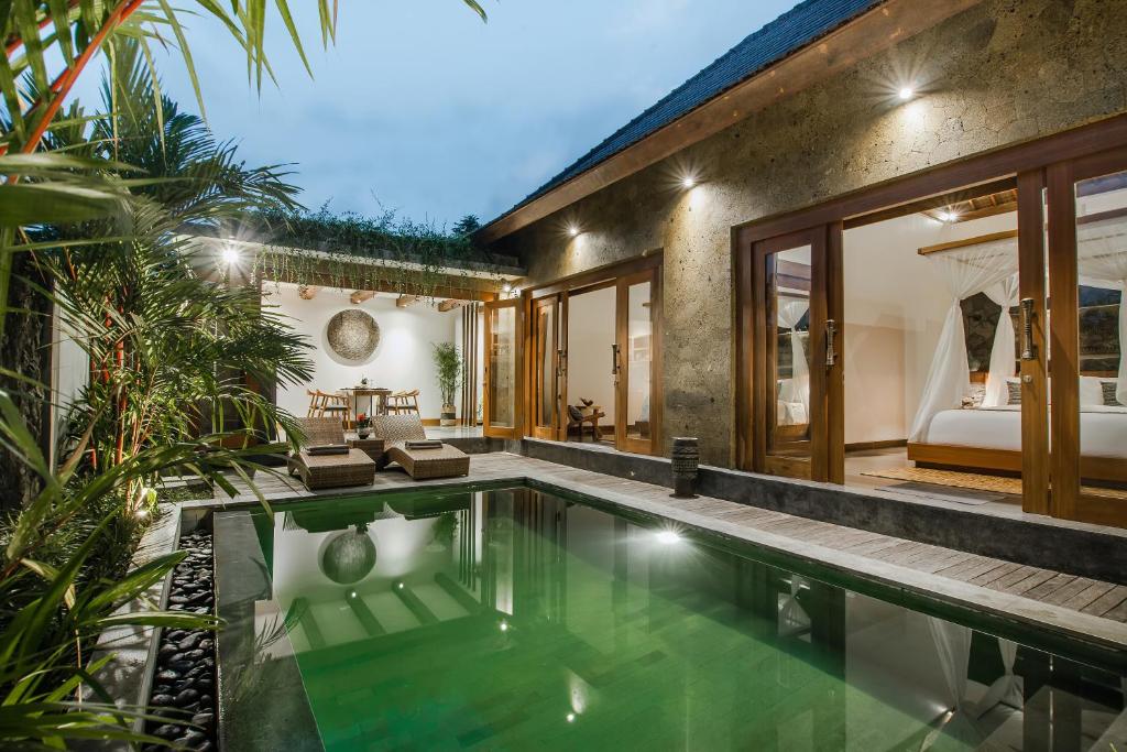 Ubud Season Villas photo