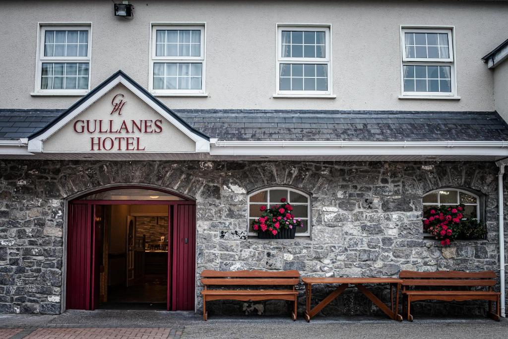 Gullane's Hotel photo