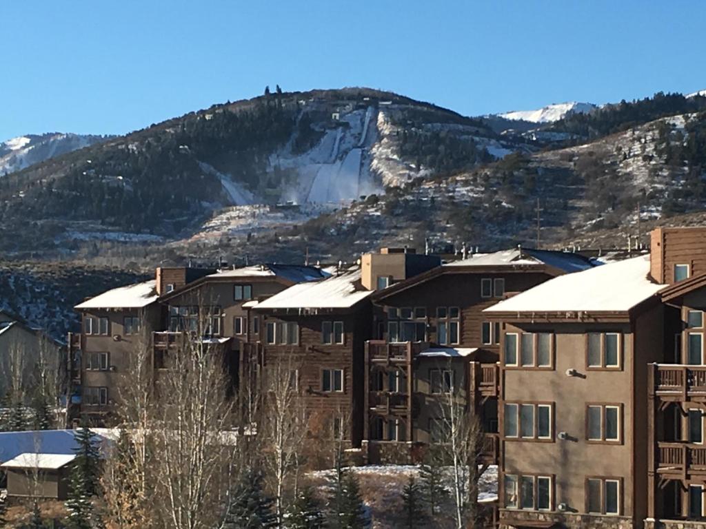 Crestview Large 2BR/2.5BA with loft, Park City
