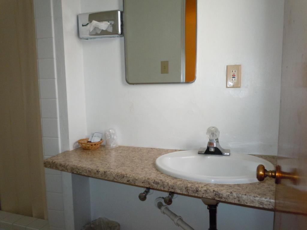Value Inn photo