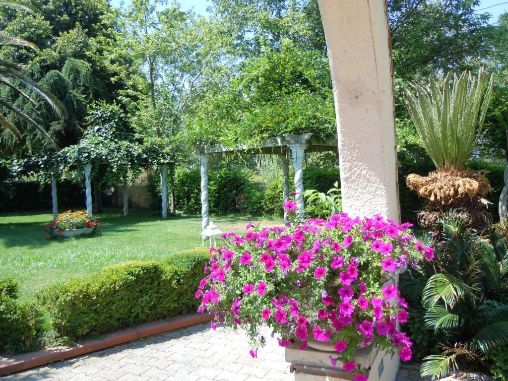 Hotel La Campagnola photo