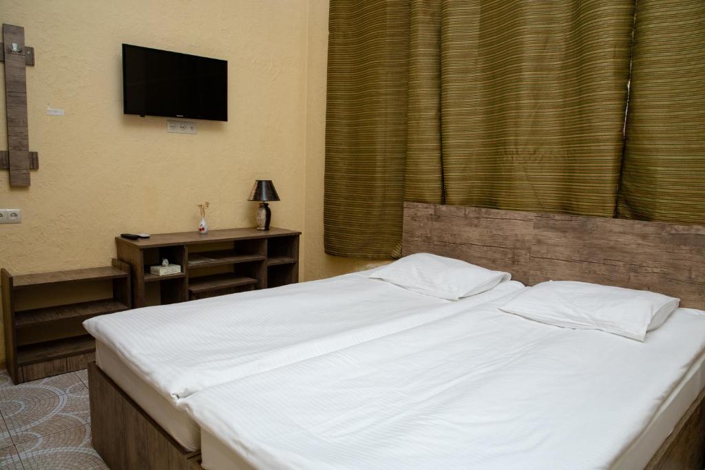 Popock Qanaqer — Hotel in Yerevan