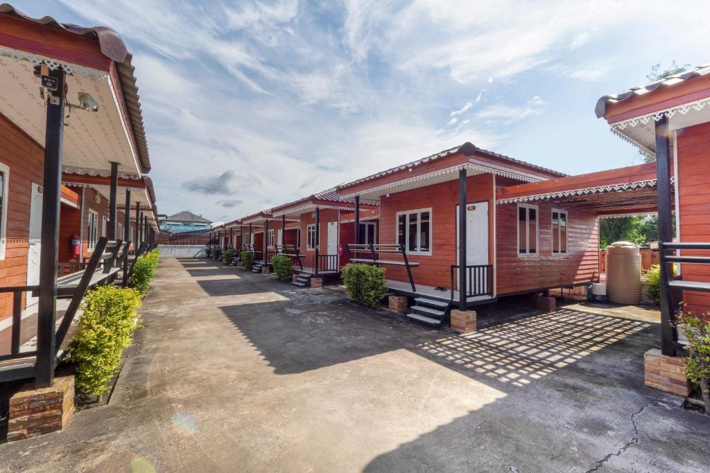 OYO 1166 トレイン ウェイ リゾート【スタッフワクチン接種済み】 (OYO 1166 Train Way Resort ) エントランス