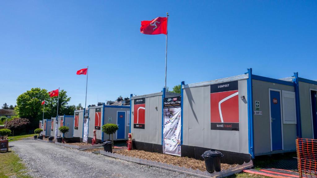 IOMTT Village at Isle of Man TT — Hotel in Kearney