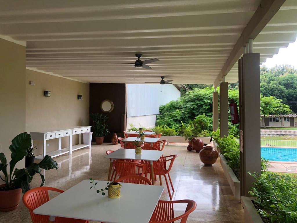 Hotel Diria Santa Cruz photo