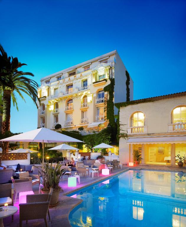 Hotel Juana photo