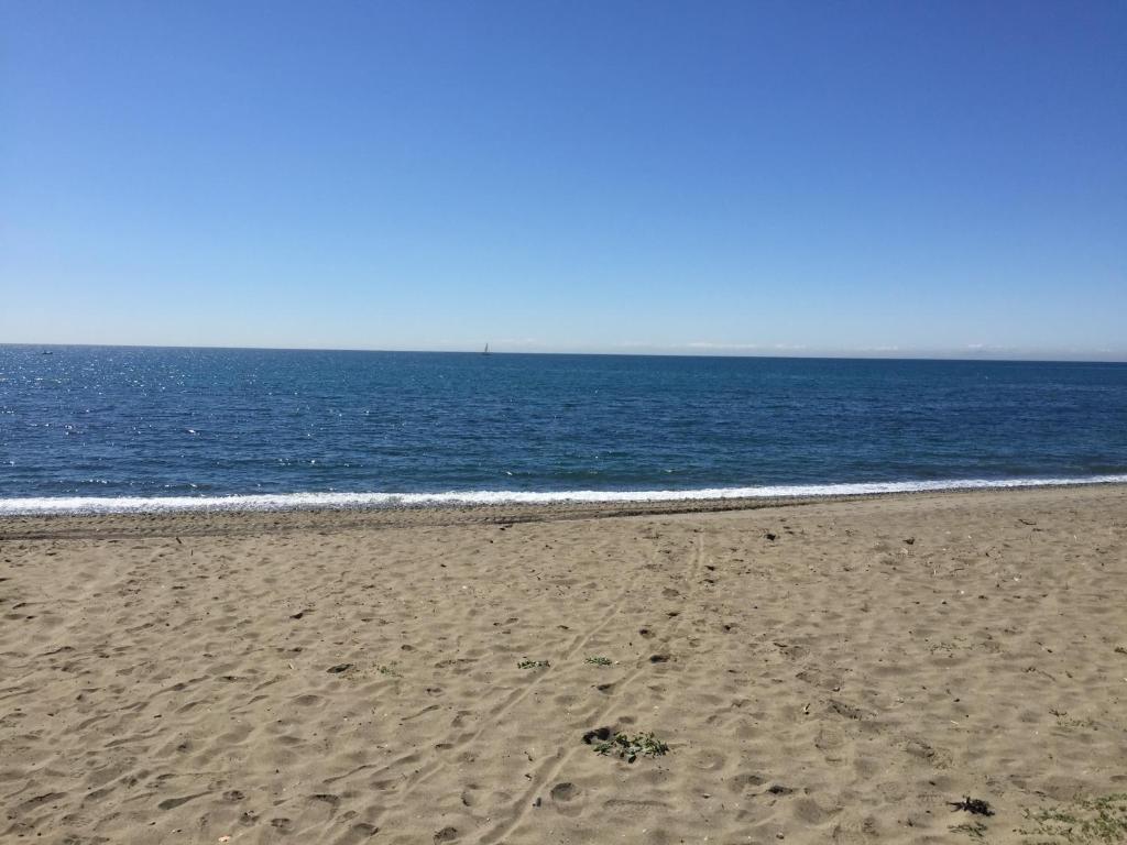 Beachside - 4