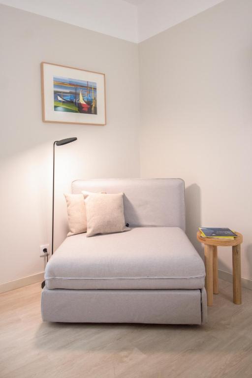 Art Home Apartments I photo