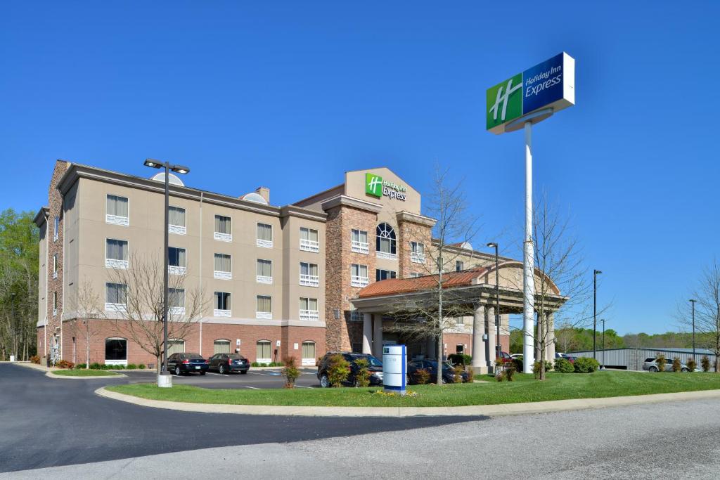 Holiday Inn Express Columbia — Hotel in Columbia (TN)