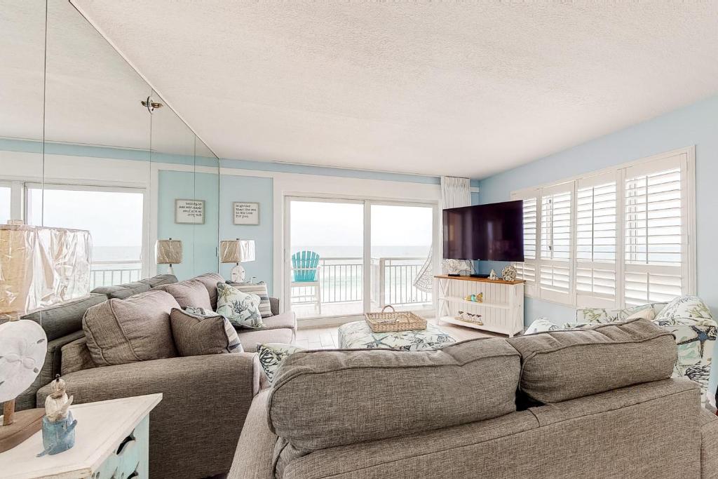 Two Bedroom Apartment 