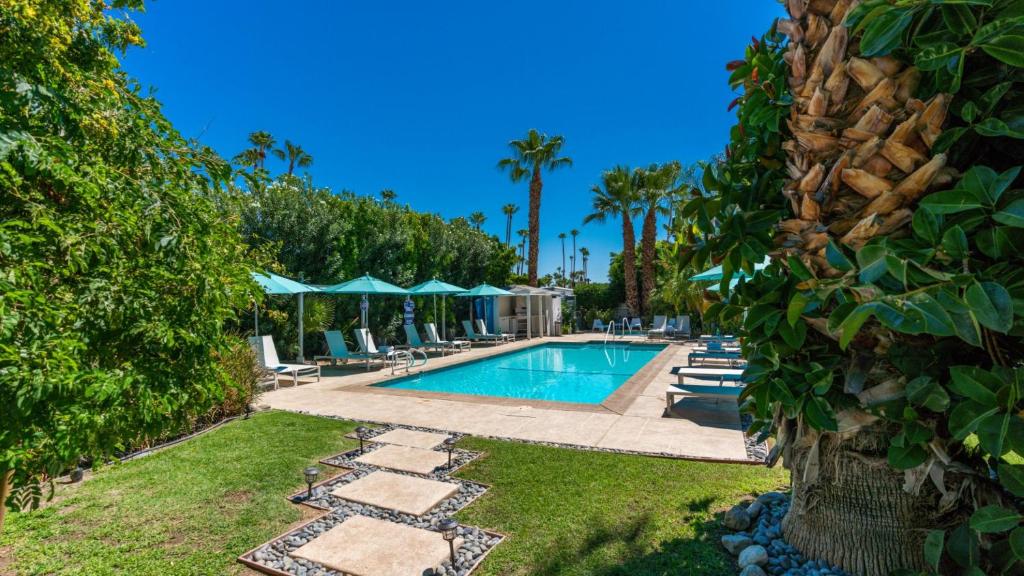 BelleVue Oasis - Adults Only — Hotel in Palm Springs (CA)