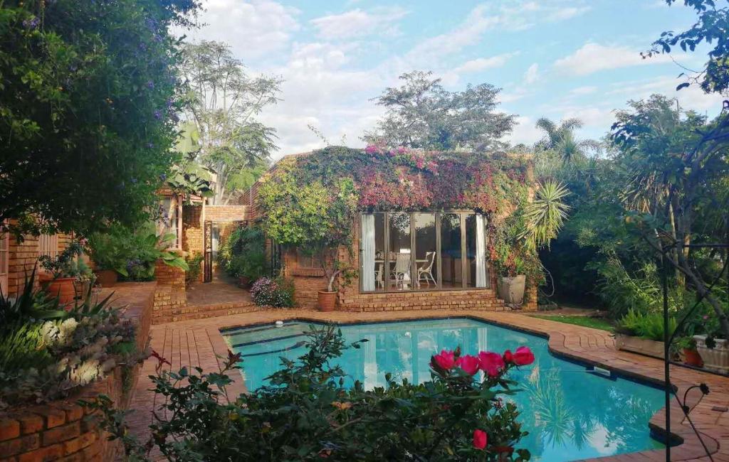 Feather Tree Bed and Breakfast, Centurion