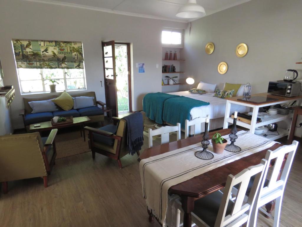 Caledon Protea Cottage photo