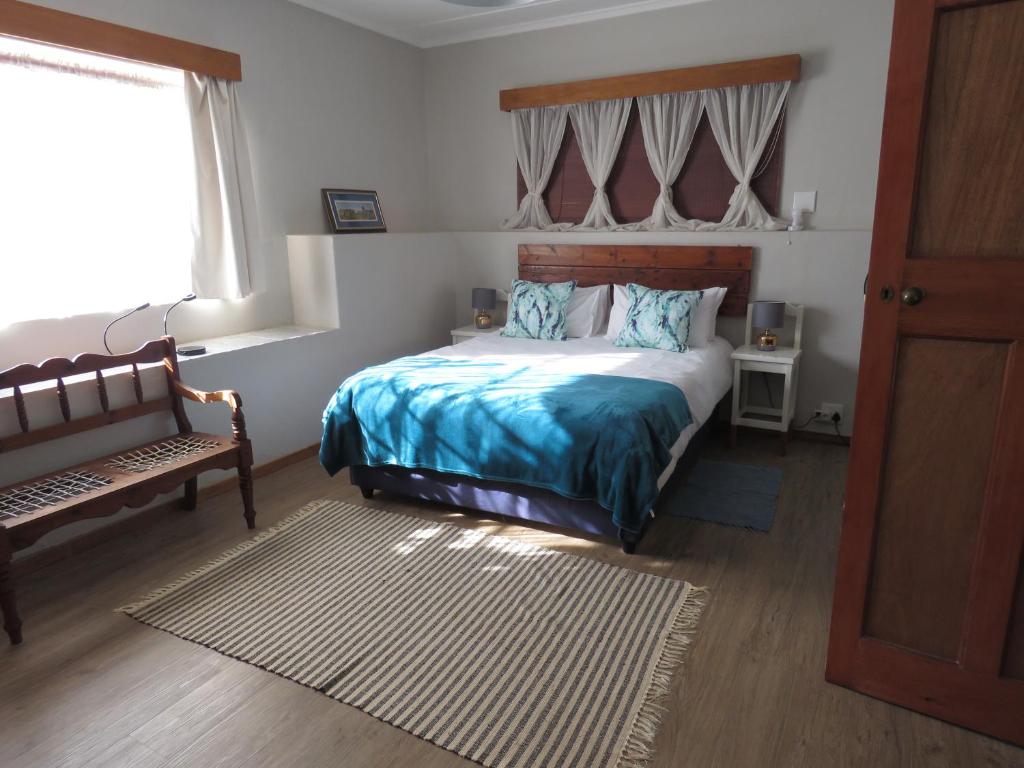 Caledon Protea Cottage photo