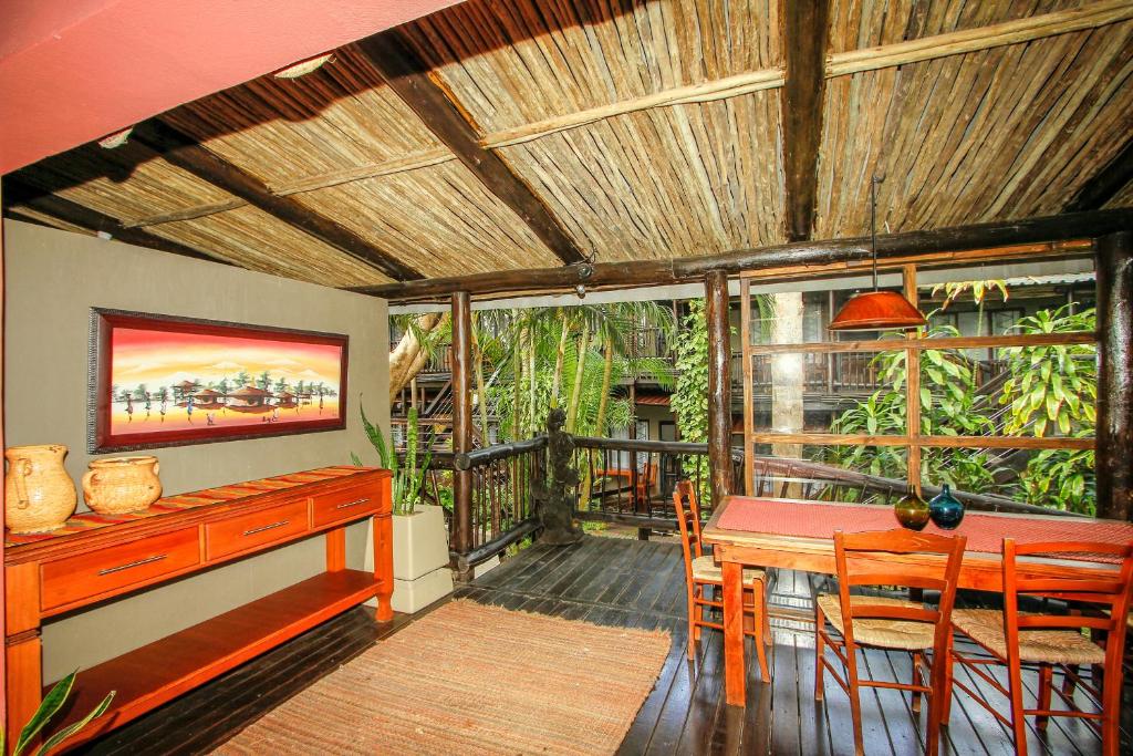 Umlilo Lodge レストラン