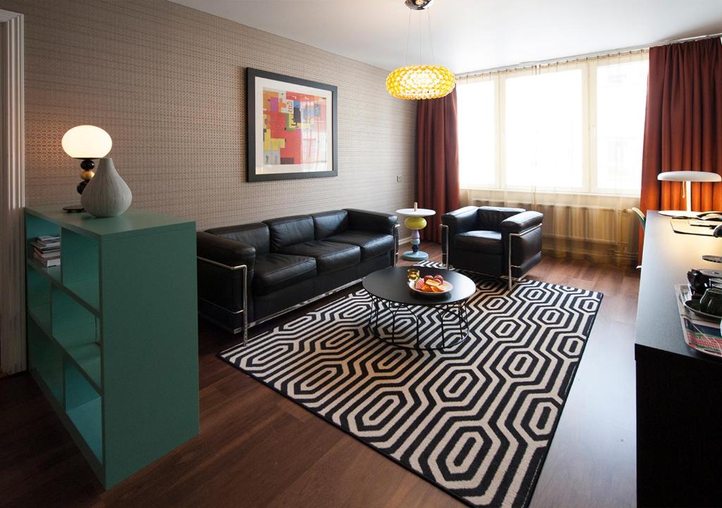 Central Hotel Photo 30