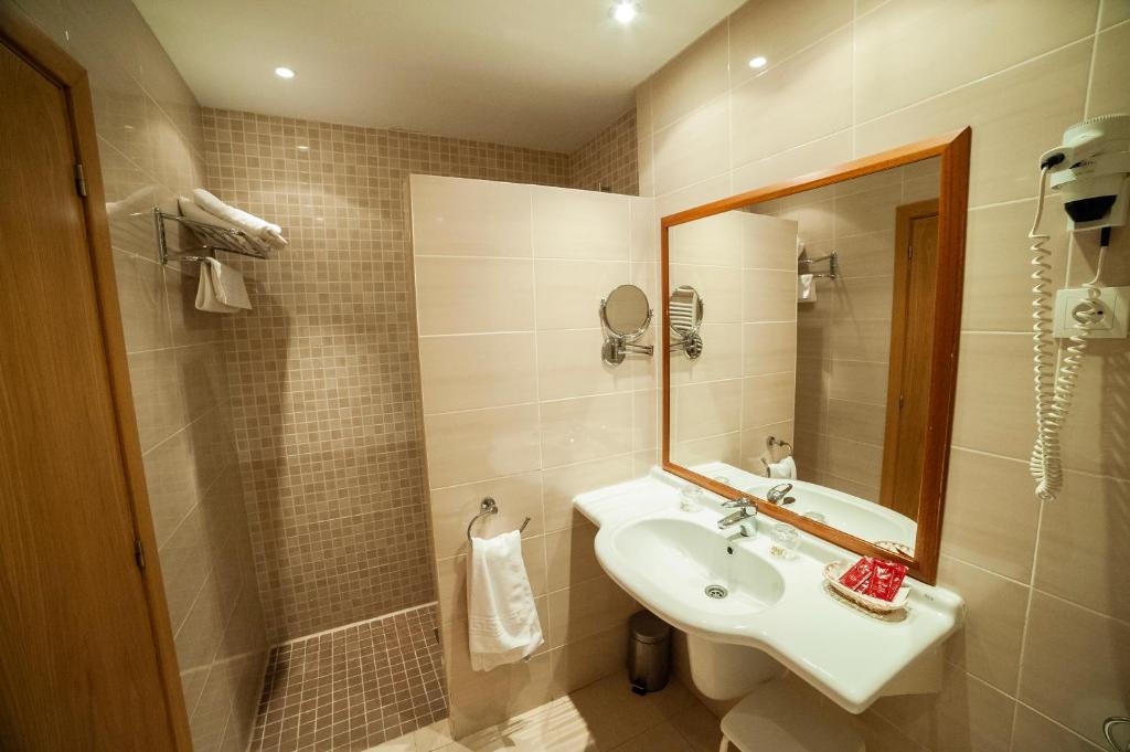 Hotel Torcal photo