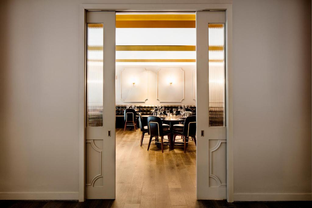 キンプトン ホテル モナコ ボルチモア バイ IHG (Kimpton Hotel Monaco Baltimore By IHG) レストラン