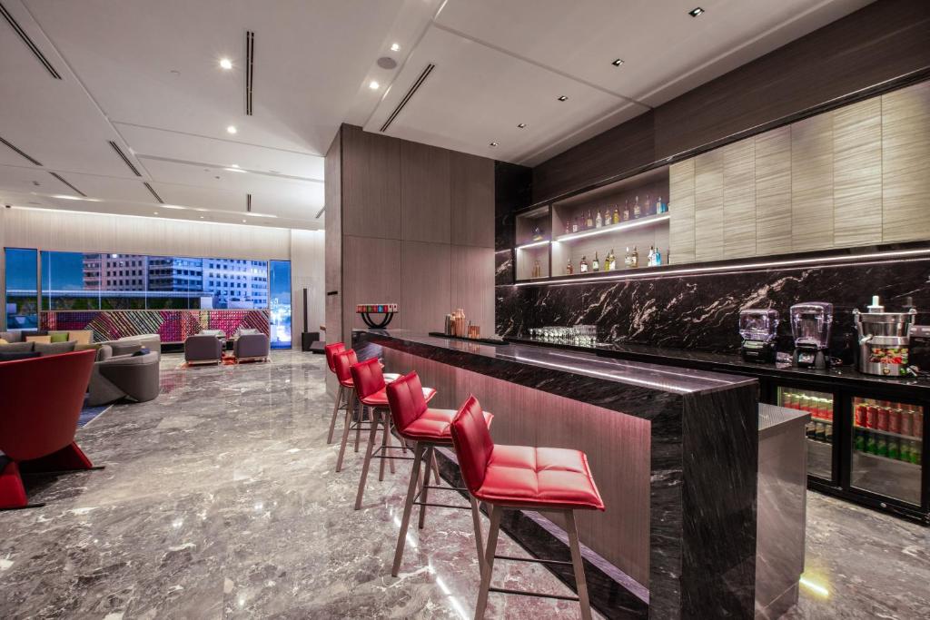 Bar/lounge