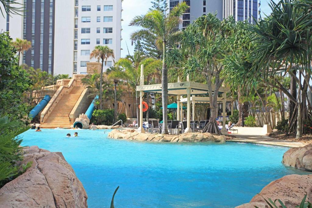 Holiday Holiday Sun City Apartments photo