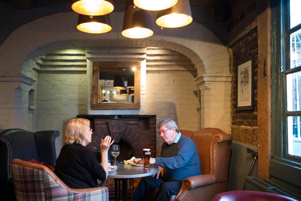 The Ostrich Inn Colnbrook London Heathrow photo