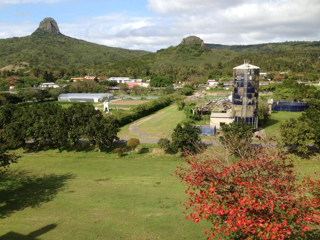 Sunhow Inn