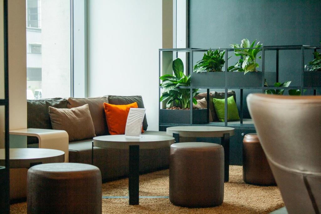 Shared lounge/TV area