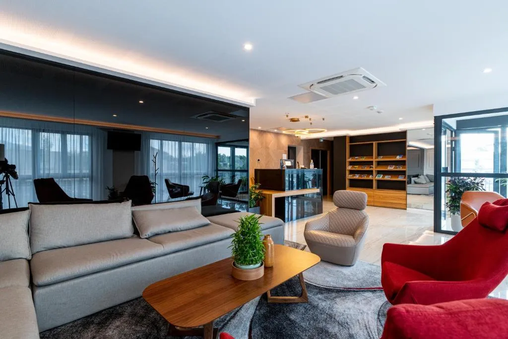 Woods Genève-Thoiry，位于图瓦里的酒店