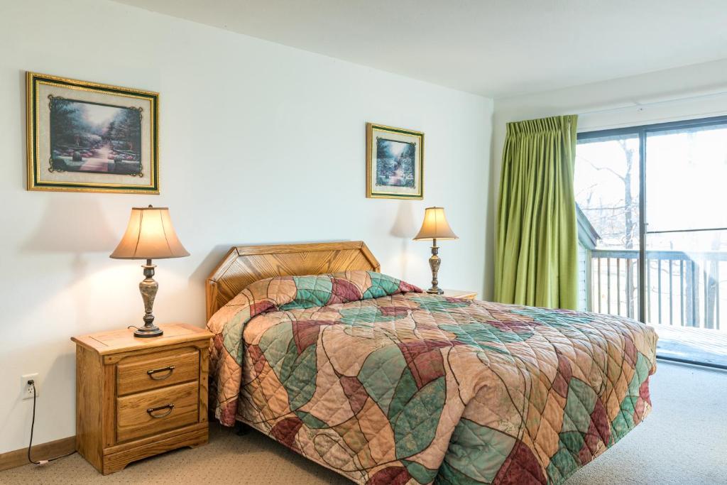 Crown Resorts at Silverwoods photo