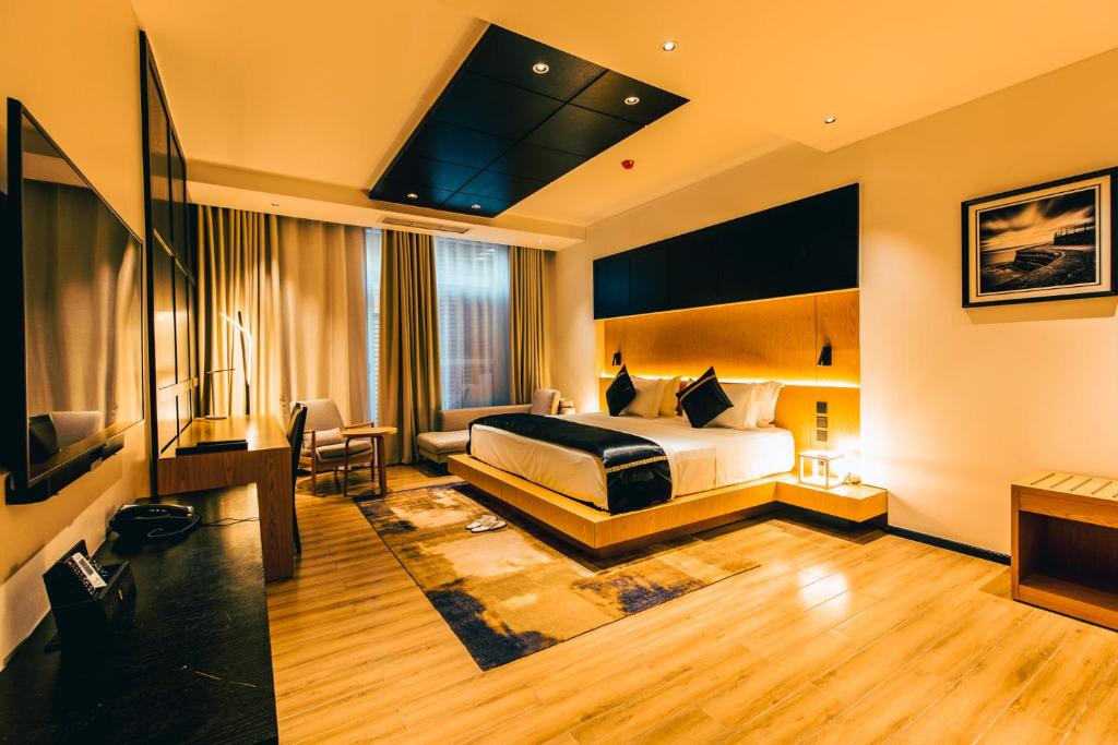 Blackwood Boutique Hotel and Apartments — Hotel in Dar Es Salaam