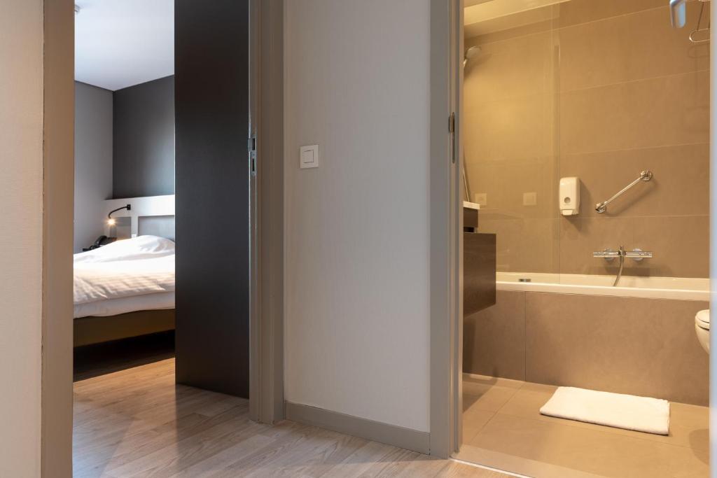 Aparthotel Castelnou Photo 36