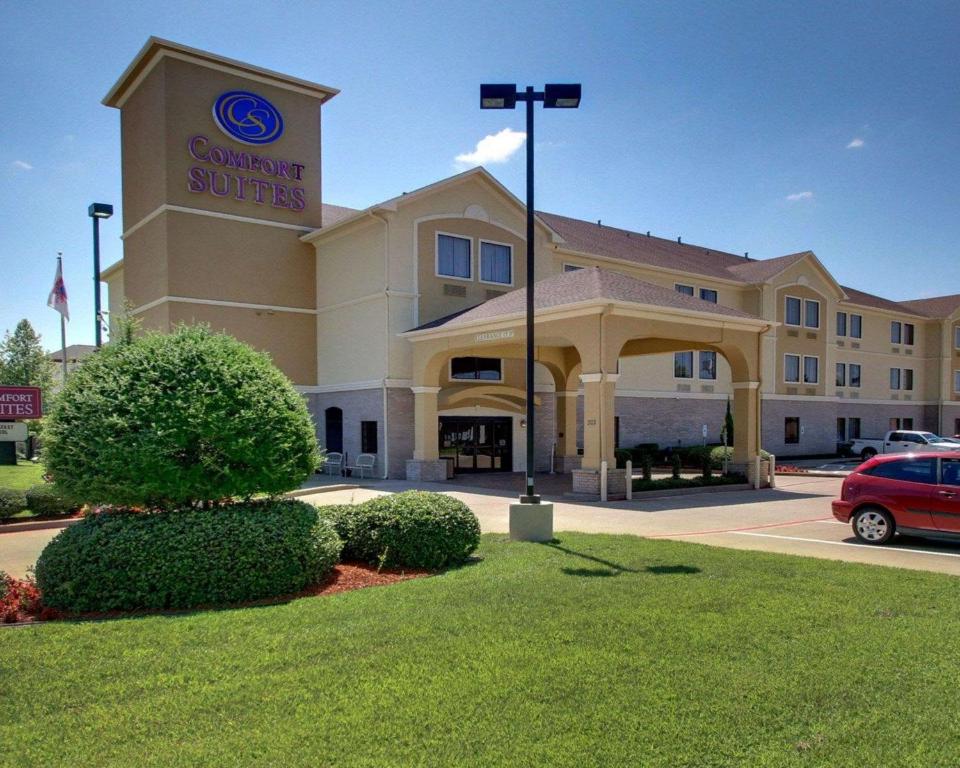 Comfort Suites Tyler South photo
