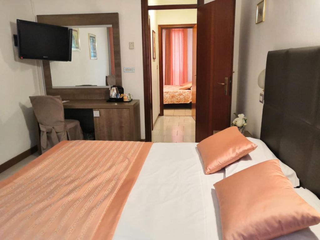 Hotel Europa - 3