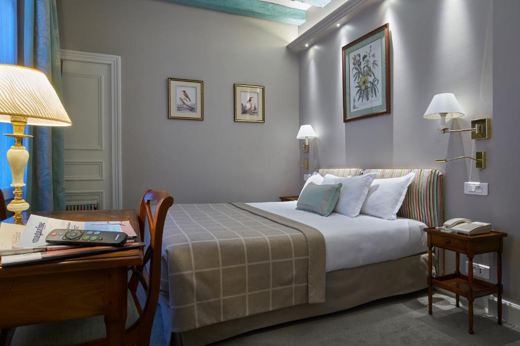 Hotel Le Relais Saint-Honore photo