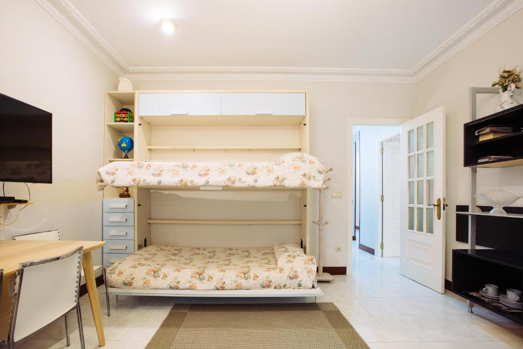 APARTAMENTO CENTRICO JUNTO ESTACION TREN Y AUTOBUS - 3