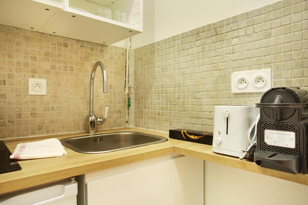 Rent a Room - Tracy apartment 전경