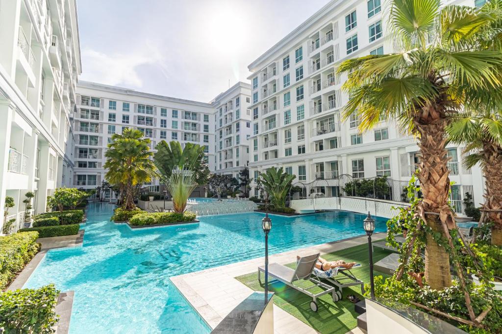 The Orient Resort &amp; Spa Pool access Pattaya ห้องพักติดสระว่ายน้ำ ใกล้หาดจอมเทียน พัทยา — Hotel in Pattaya
