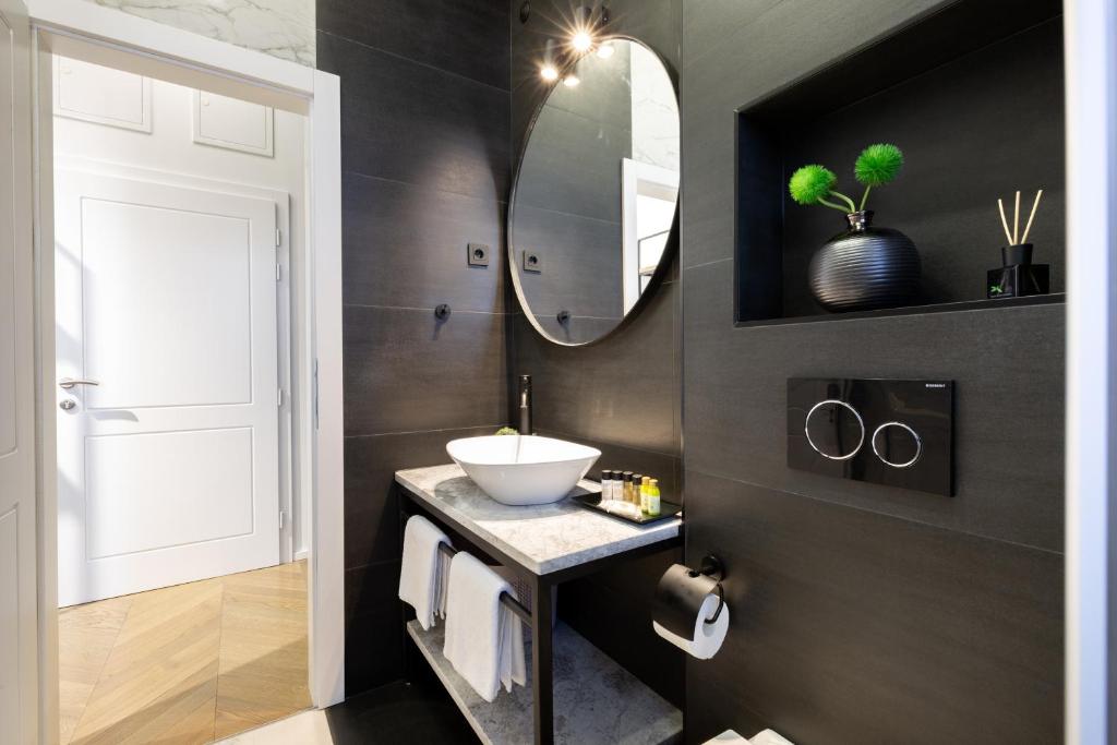 DeZign Superior Apartments & Rooms photo