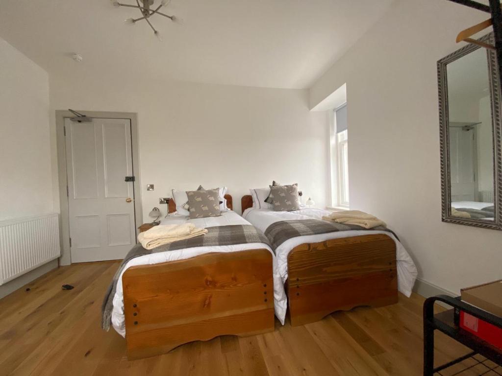 Manor House photo