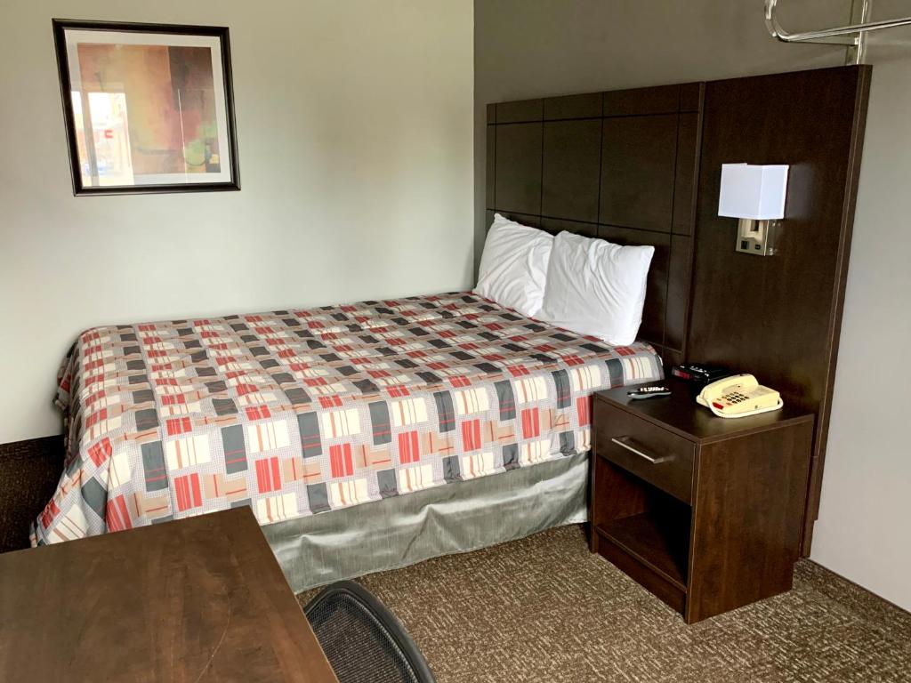 Milestone Motel photo