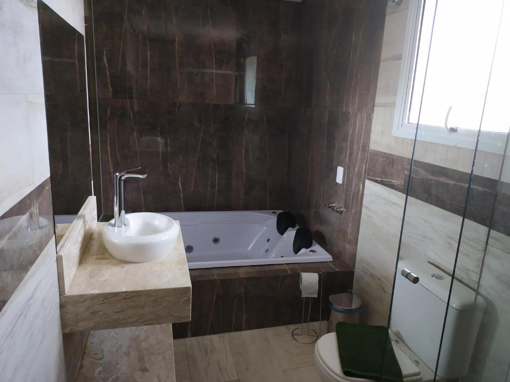 Monte Verde Inn Suites com Hidromassagem dupla photo