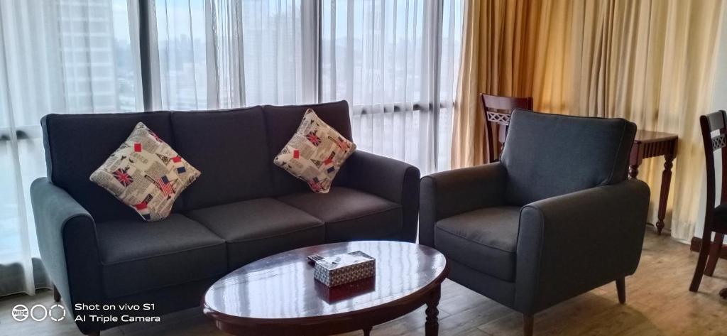 KL Times Square Apartment photo