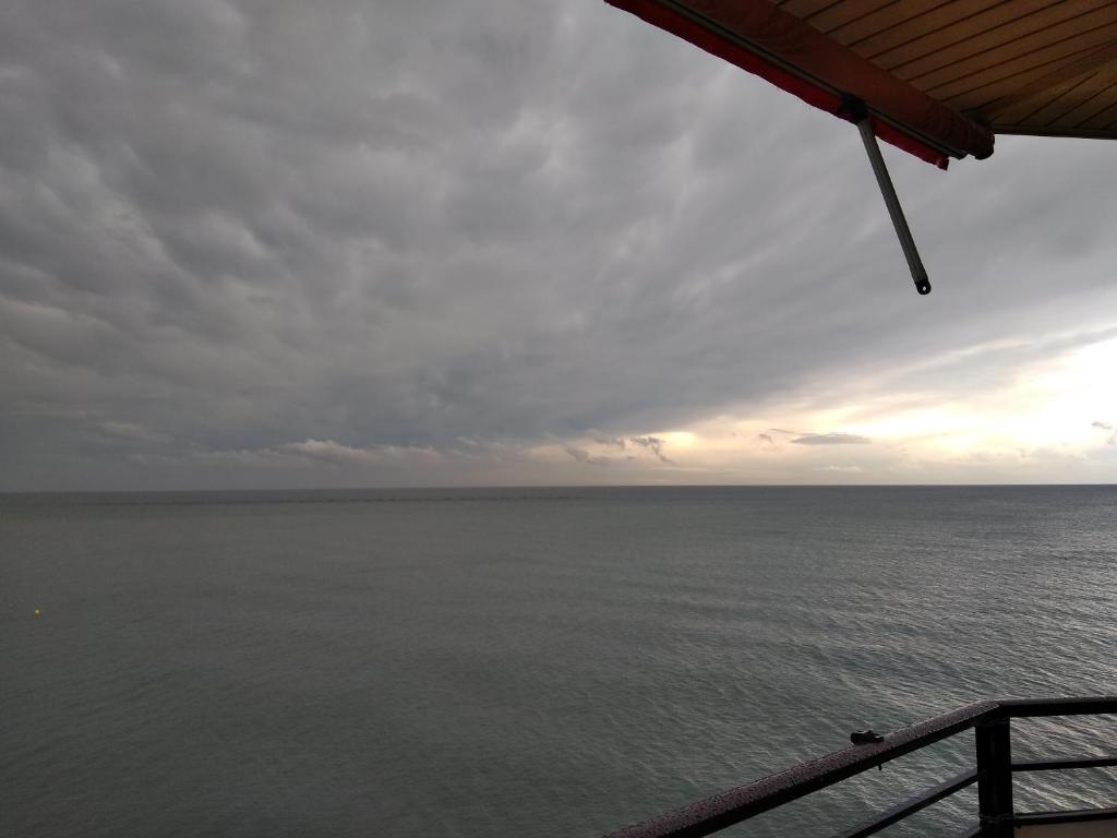 Junto al Mar - 3