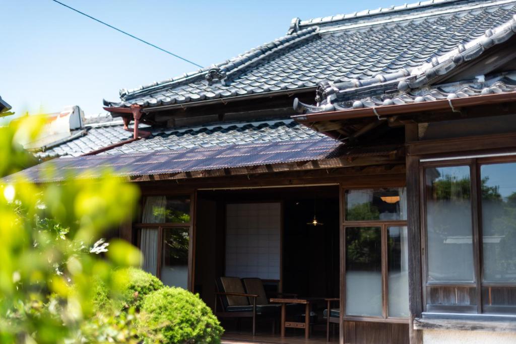 Hostel 東風ノ家（Kochi-no-ya） — Hotel in Muroto