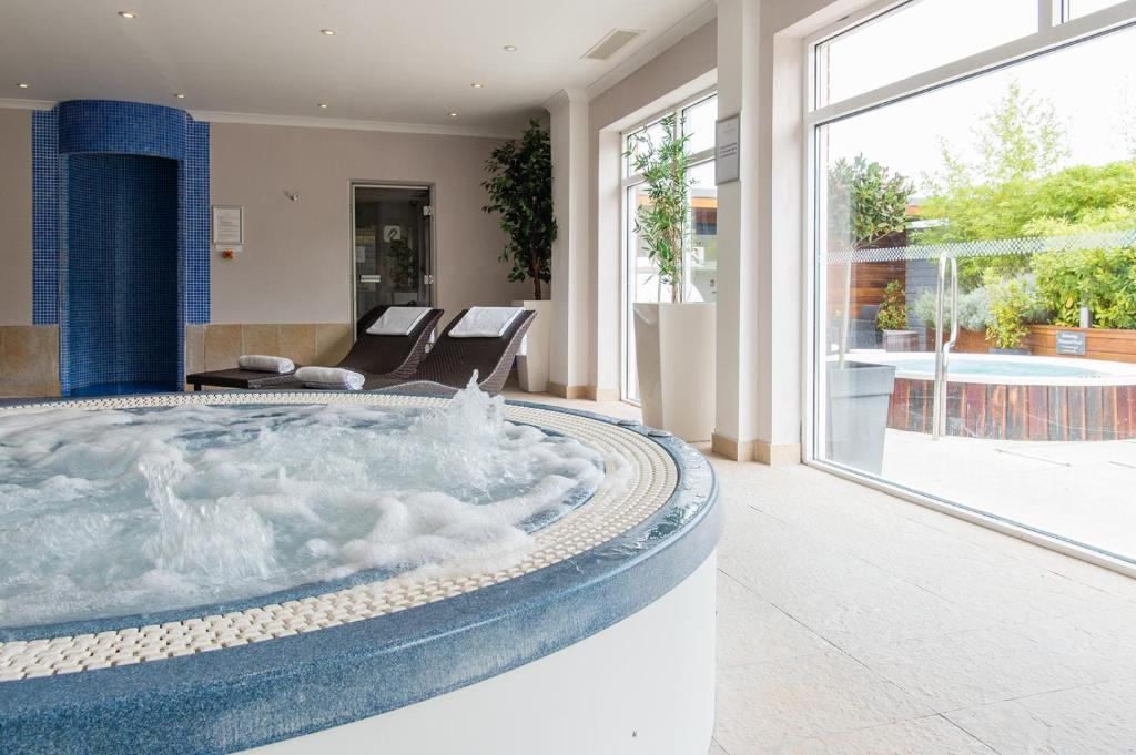 Hot tub, Lakeside Park Hotel & Spa Ryde in Isle of Wight