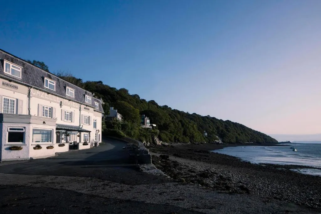 Gazelle Hotel, hotel in Menai Bridge